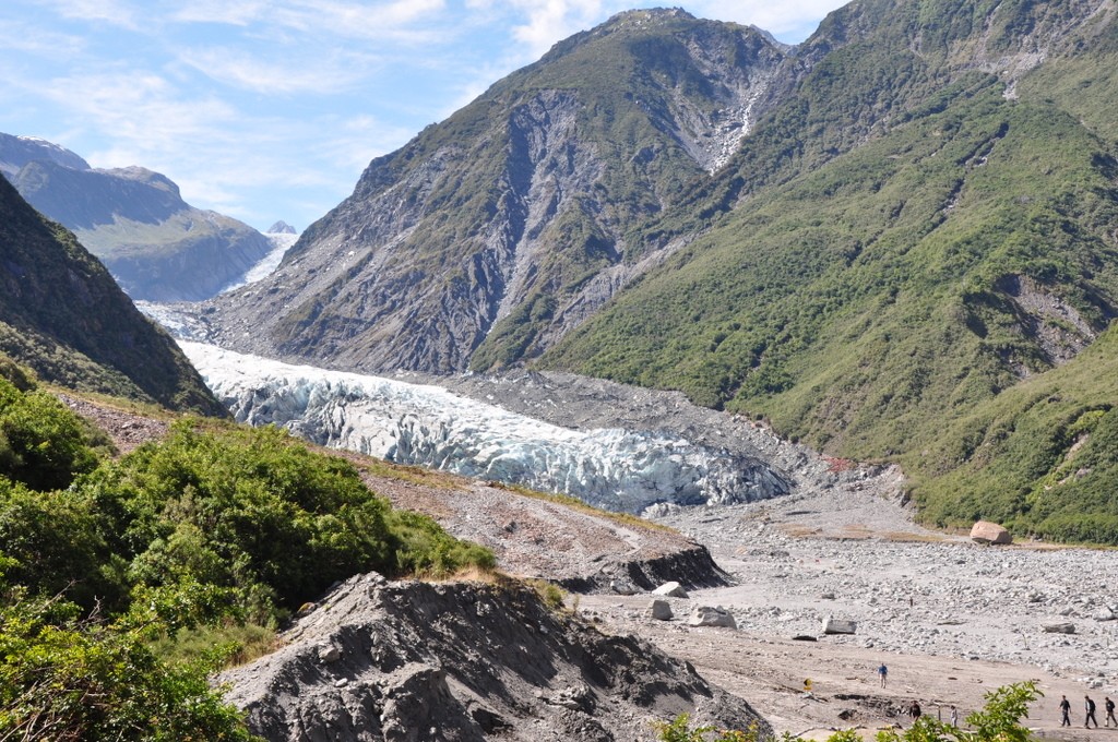 On our way south, we next visited Fox Glacier, which is an even easier hike than Franz Josef.